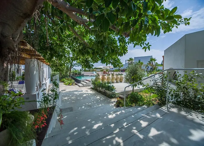 Il Gabbiano Relais In Stromboli Aparthotel