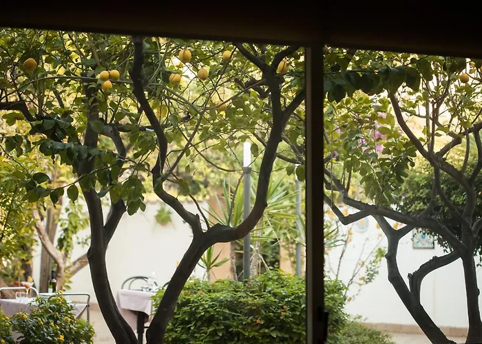 L'Albero Bed & Breakfast Porto Empedocle